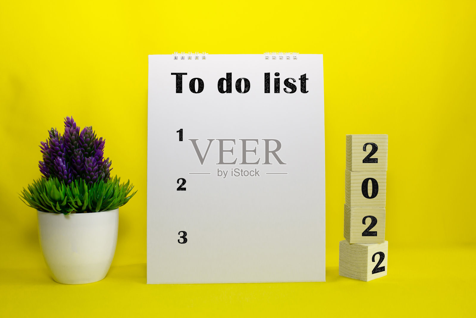 检查计划在2022年开始做的清单，以提醒达到目标与复制空间照片摄影图片