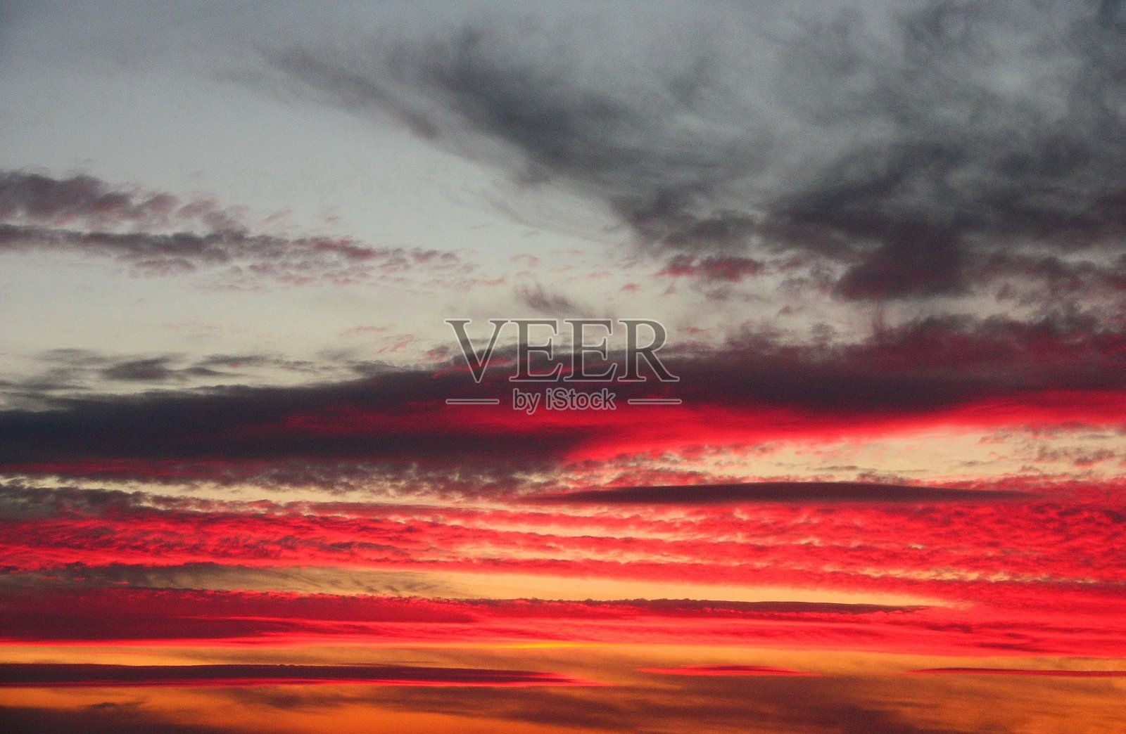 希腊阿提卡地区的红色日落照片摄影图片