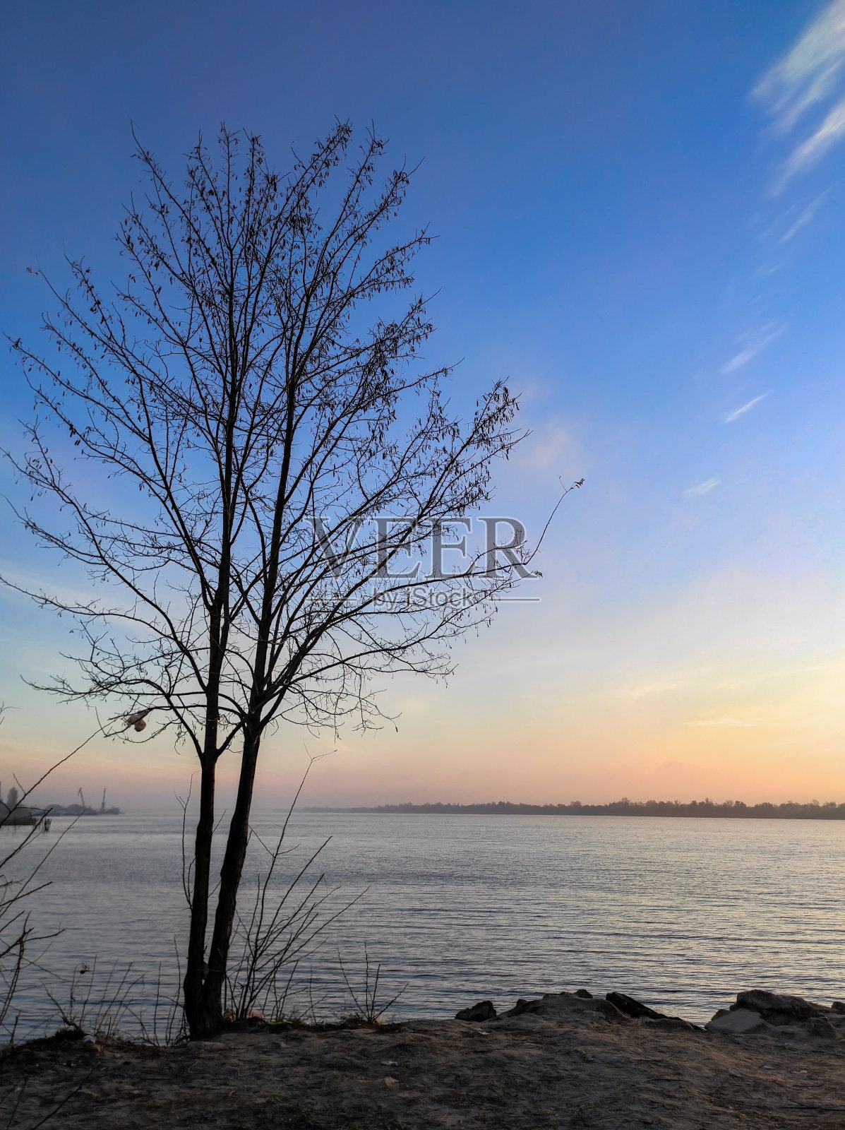 清晨照片摄影图片