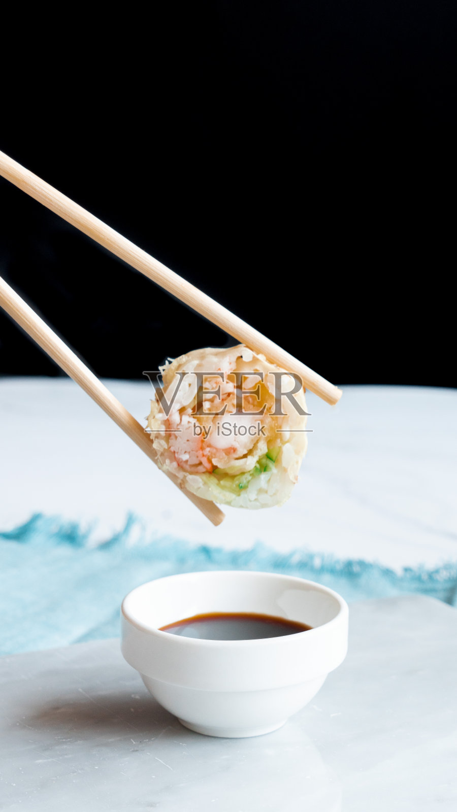 日式寿司卷照片摄影图片