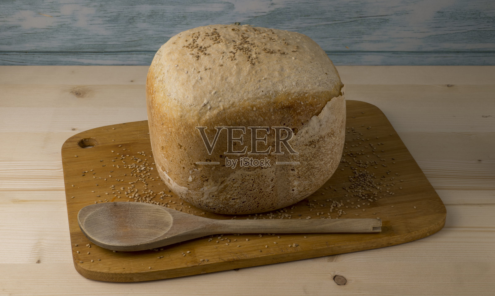 用木勺自制软面包照片摄影图片