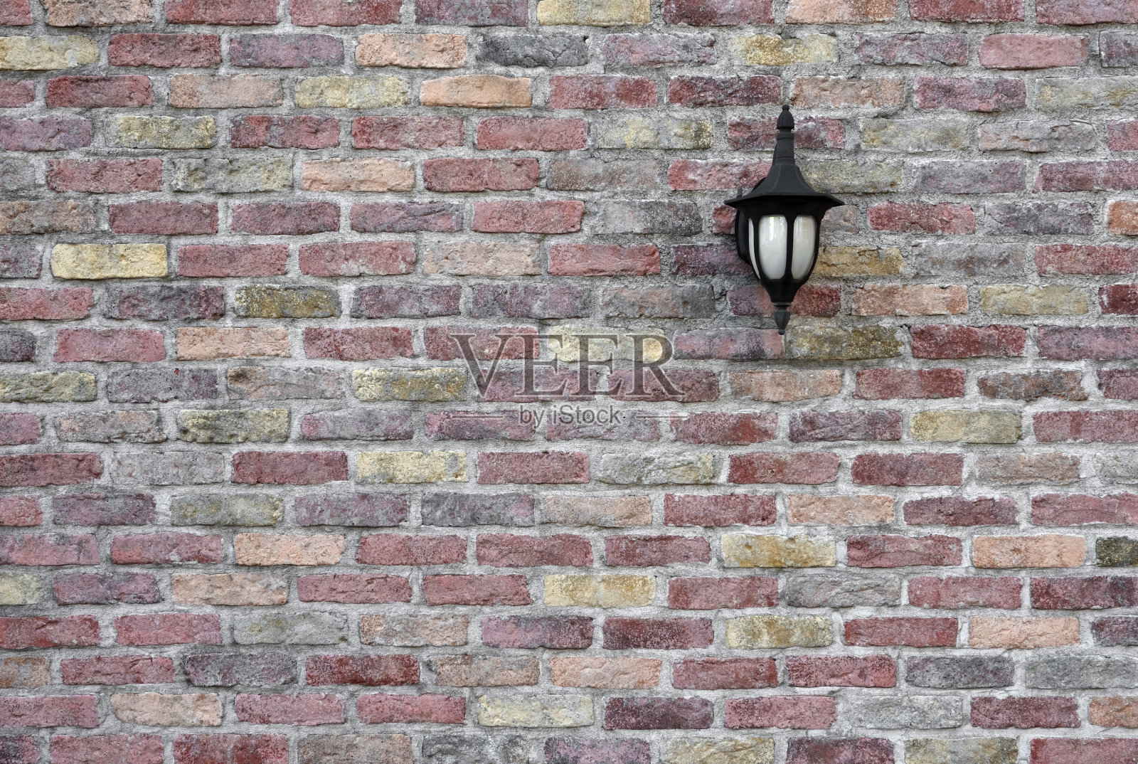 砖墙灯照片摄影图片