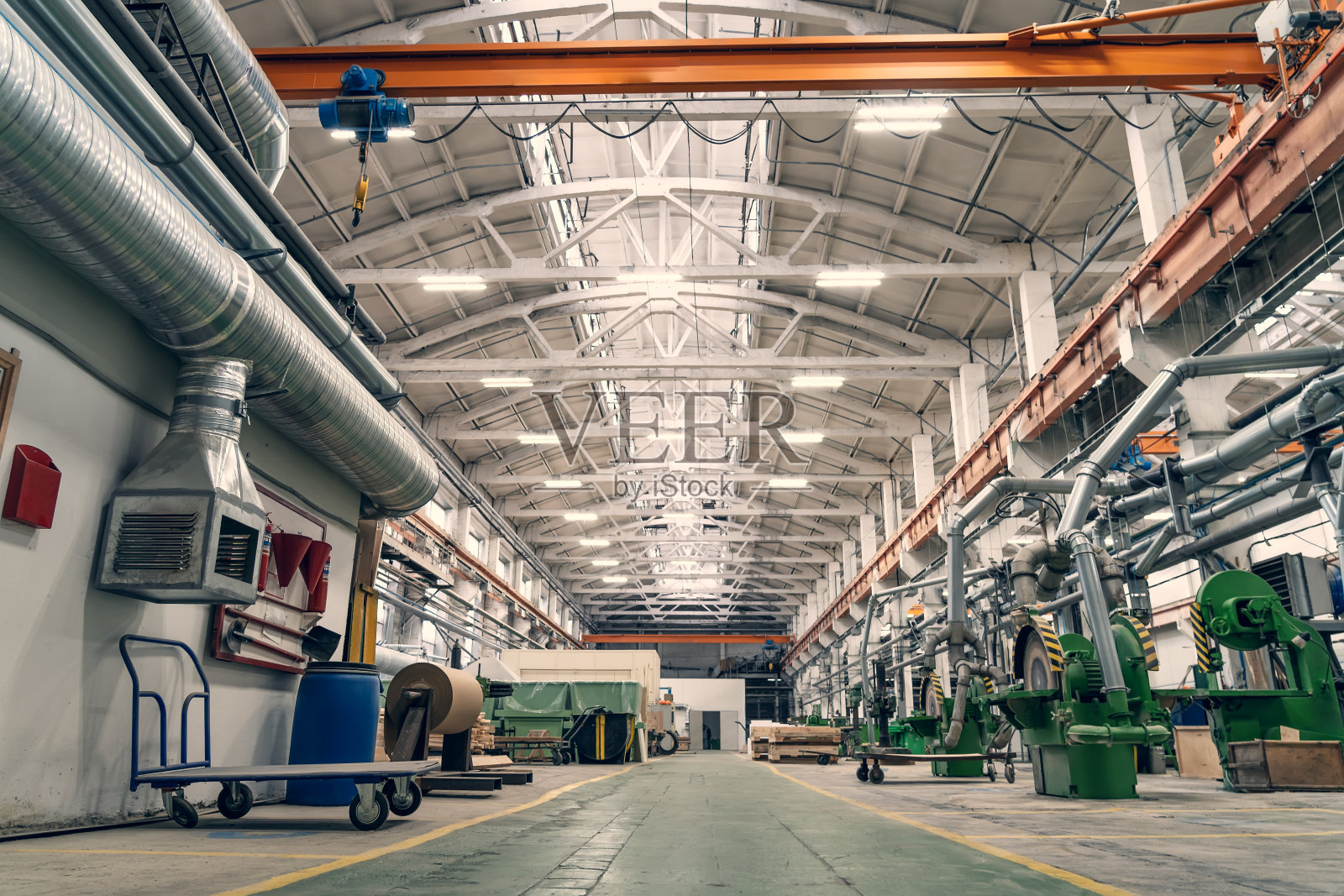 木工工厂车间室内。工业背景照片摄影图片