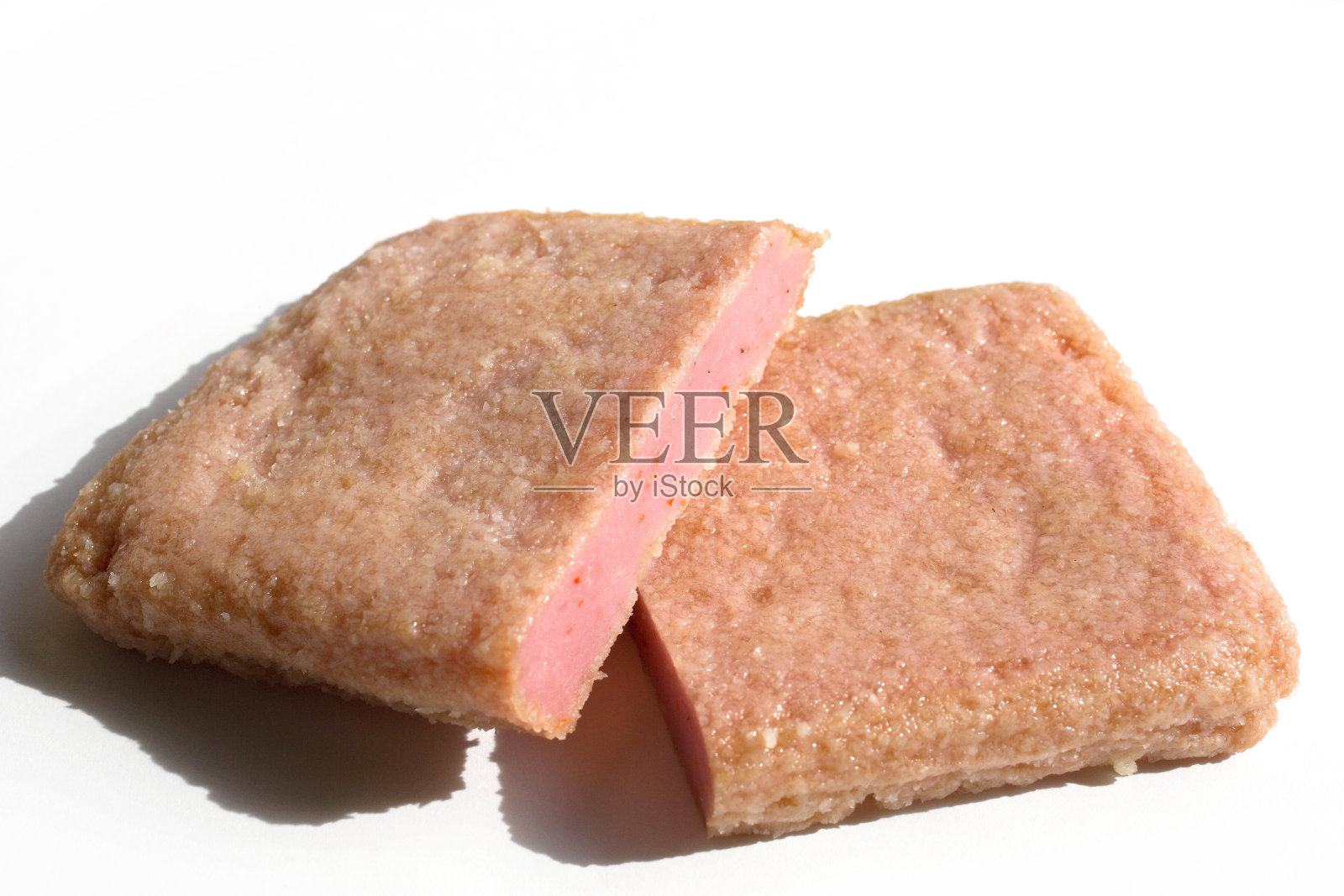 日本岛根县的当地菜肴。鱼酱产品“红天妇罗”照片摄影图片