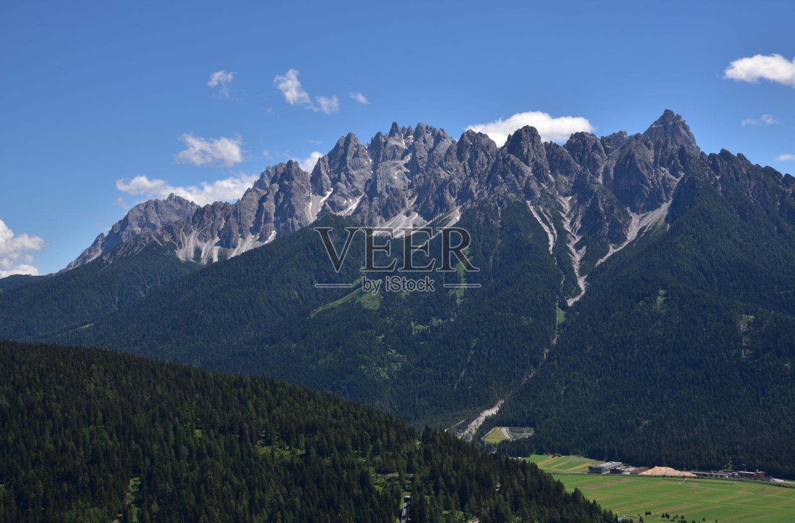 伟大的山峰照片摄影图片