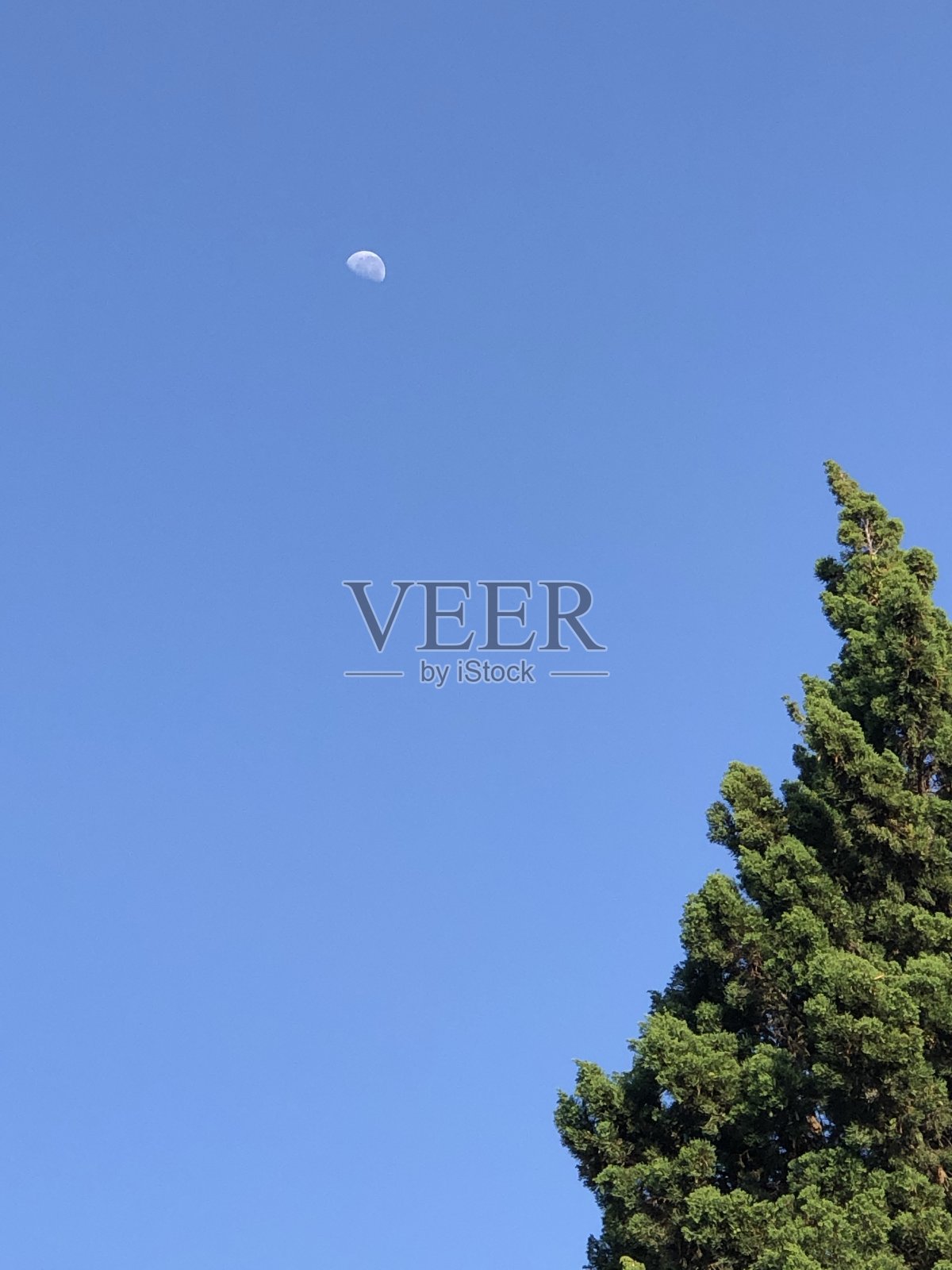 蓝色的天空照片摄影图片