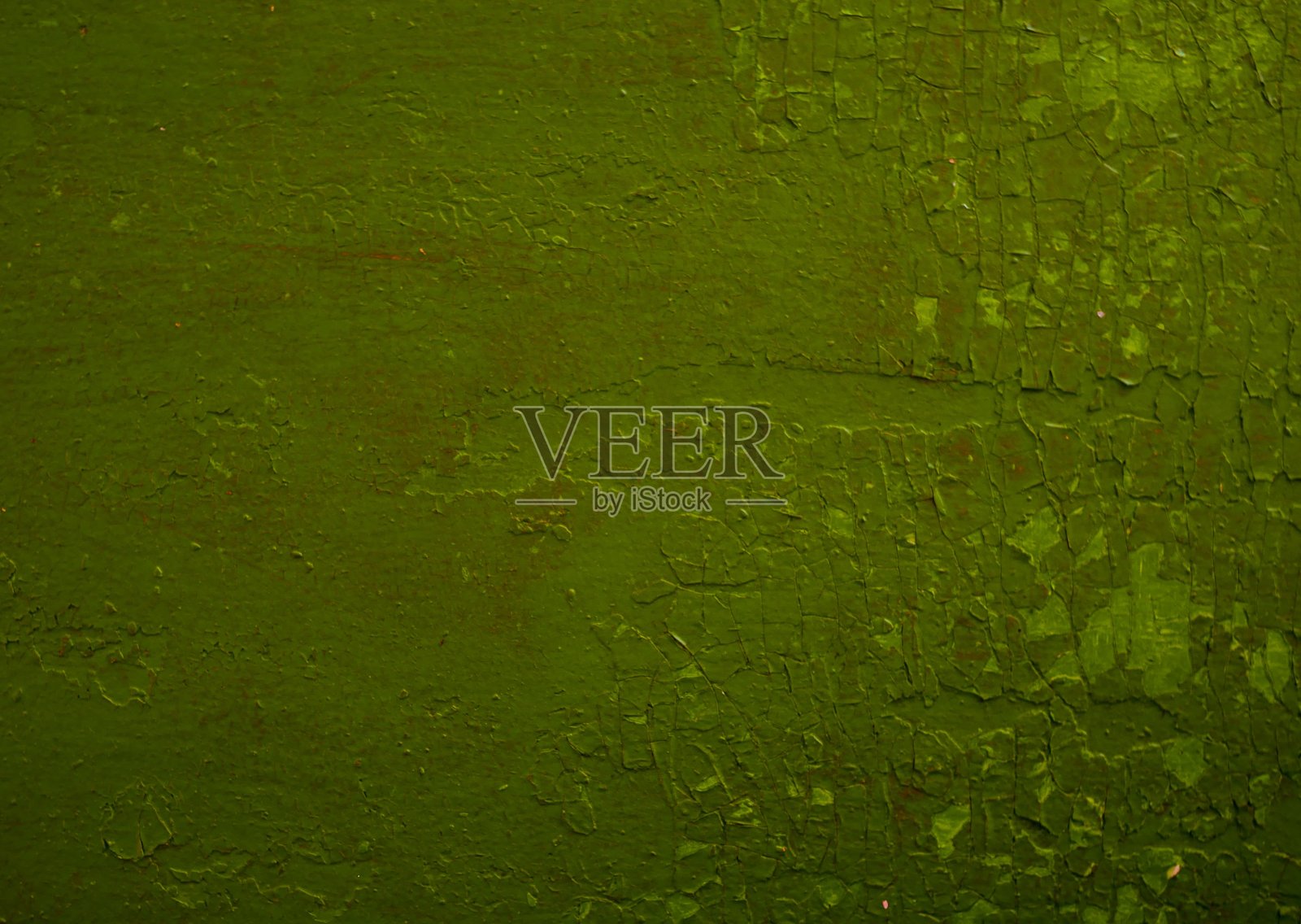 旧墙，绿漆剥落，有裂缝照片摄影图片