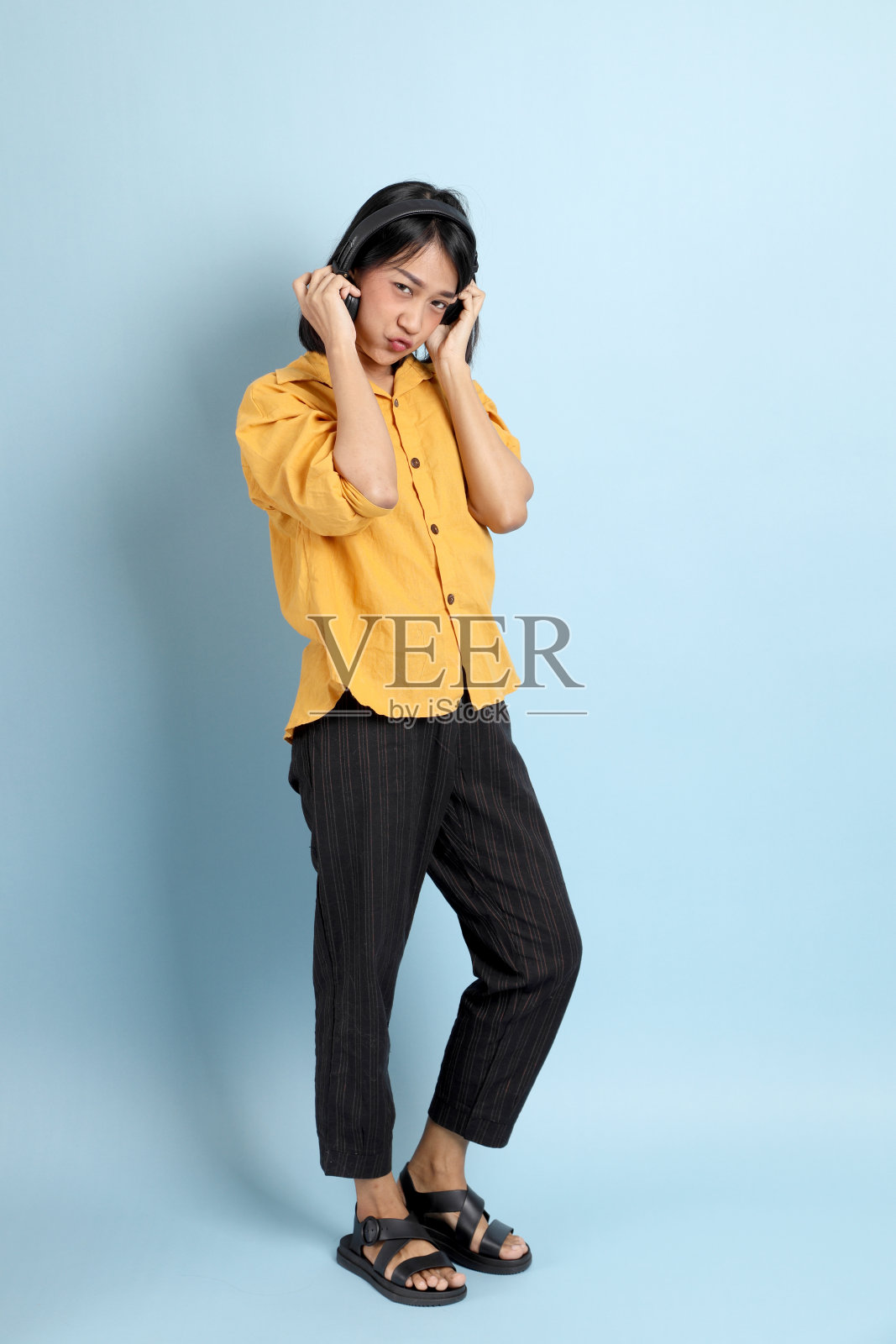 可爱别致的女孩照片摄影图片