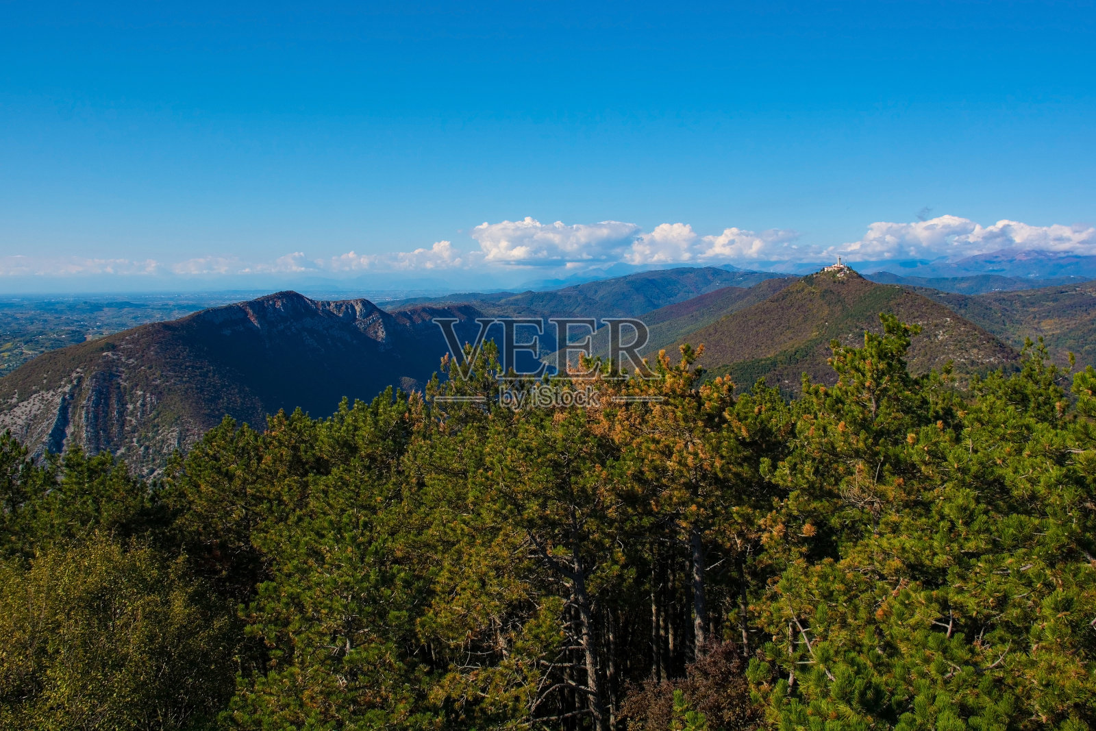 从斯卡布里耶尔山顶俯瞰，斯洛文尼亚照片摄影图片