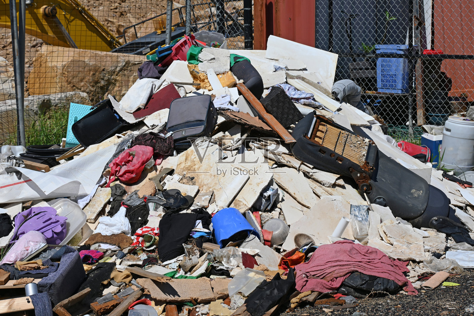 一大堆垃圾照片摄影图片