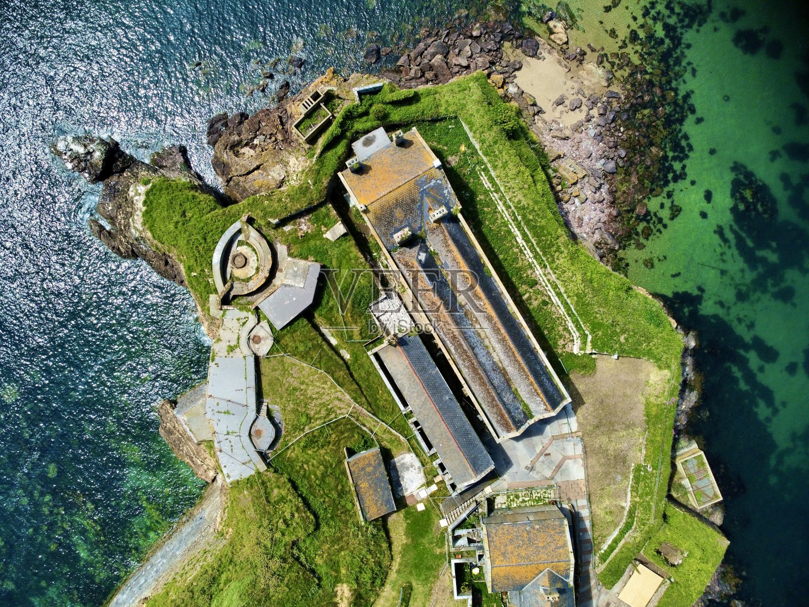 德雷克岛普利茅斯湾堡垒无人机航拍照片照片摄影图片