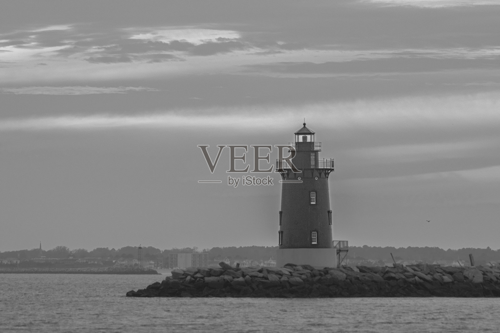 黑色和白色的灯塔照片摄影图片