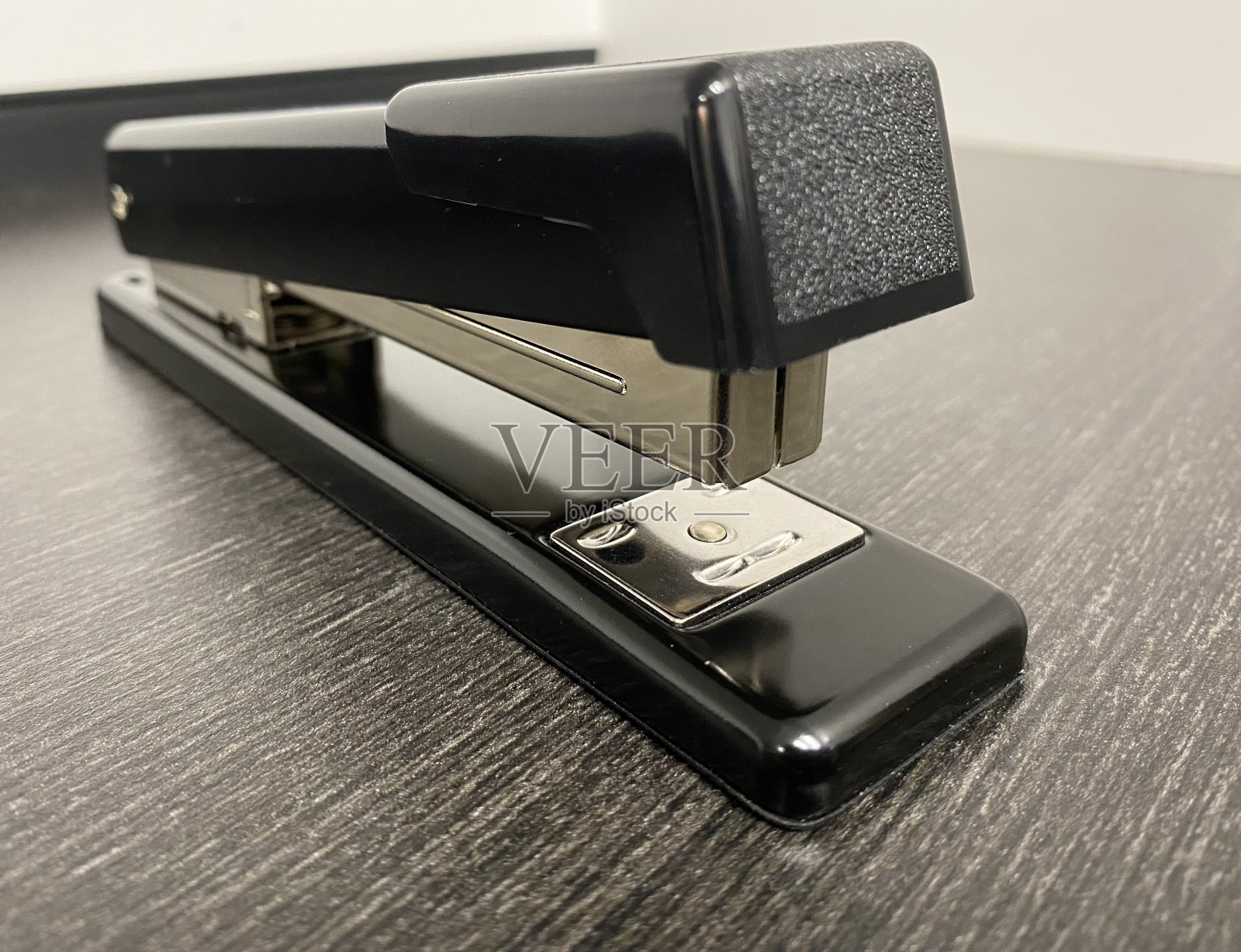 黑色办公室订书机照片摄影图片