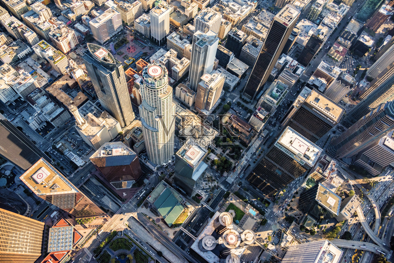 在洛杉矶市中心上空照片摄影图片