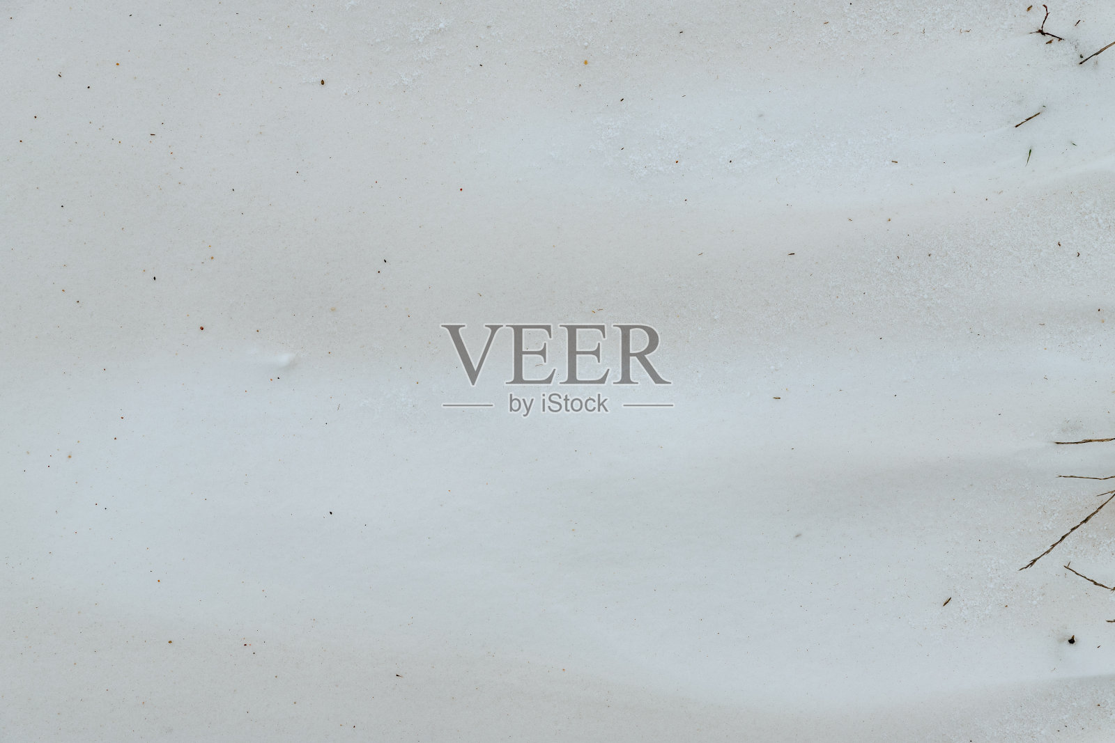 抽象和纹理白色闪亮和闪光的雪背景在阴郁的日子冬季风景照片摄影图片