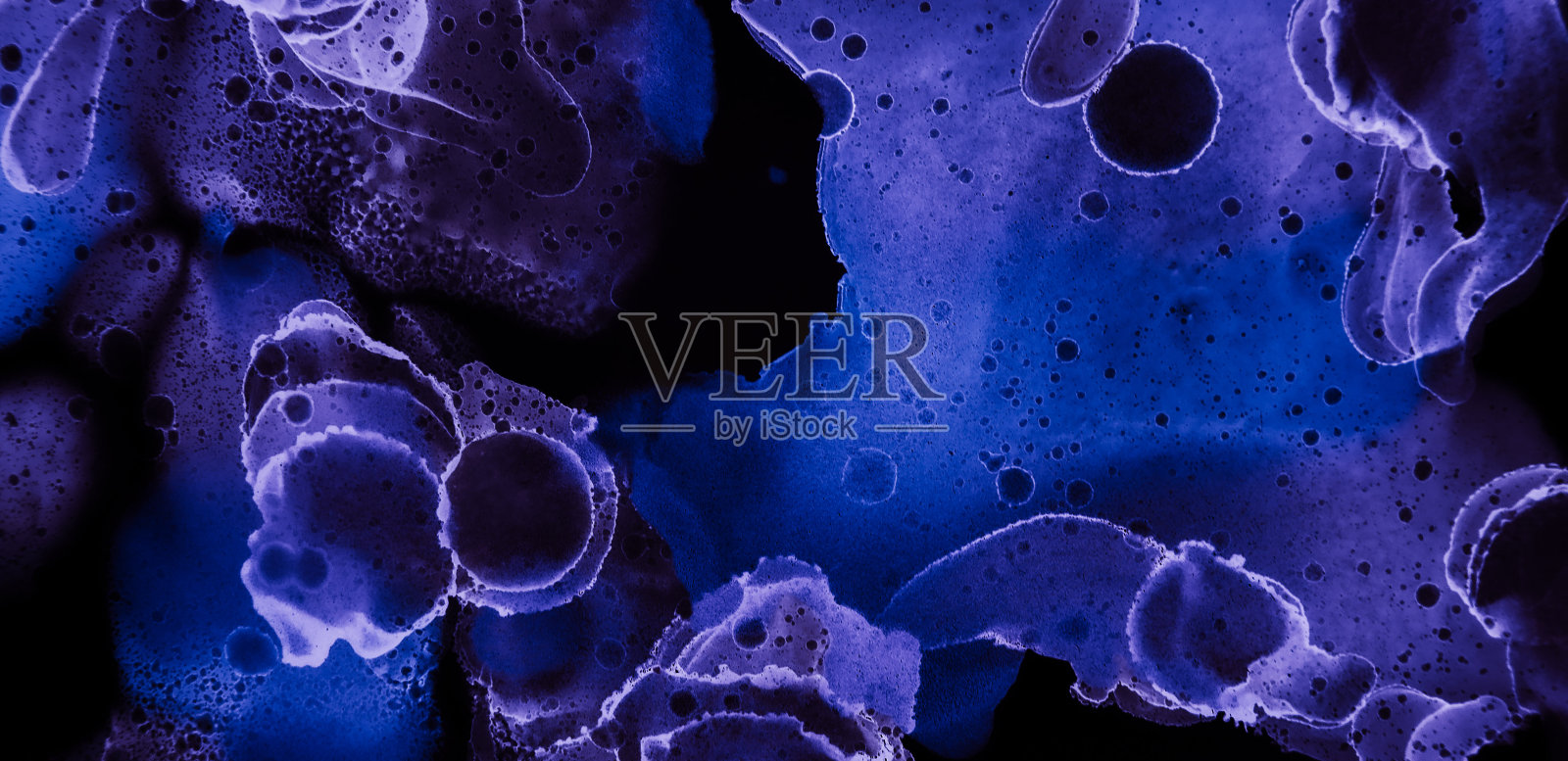 绿松石艺术染手绘豪华Vip。黑色抽象墨水污点流体颜料丙烯酸。黑色液体图形油墨油渍。照片摄影图片