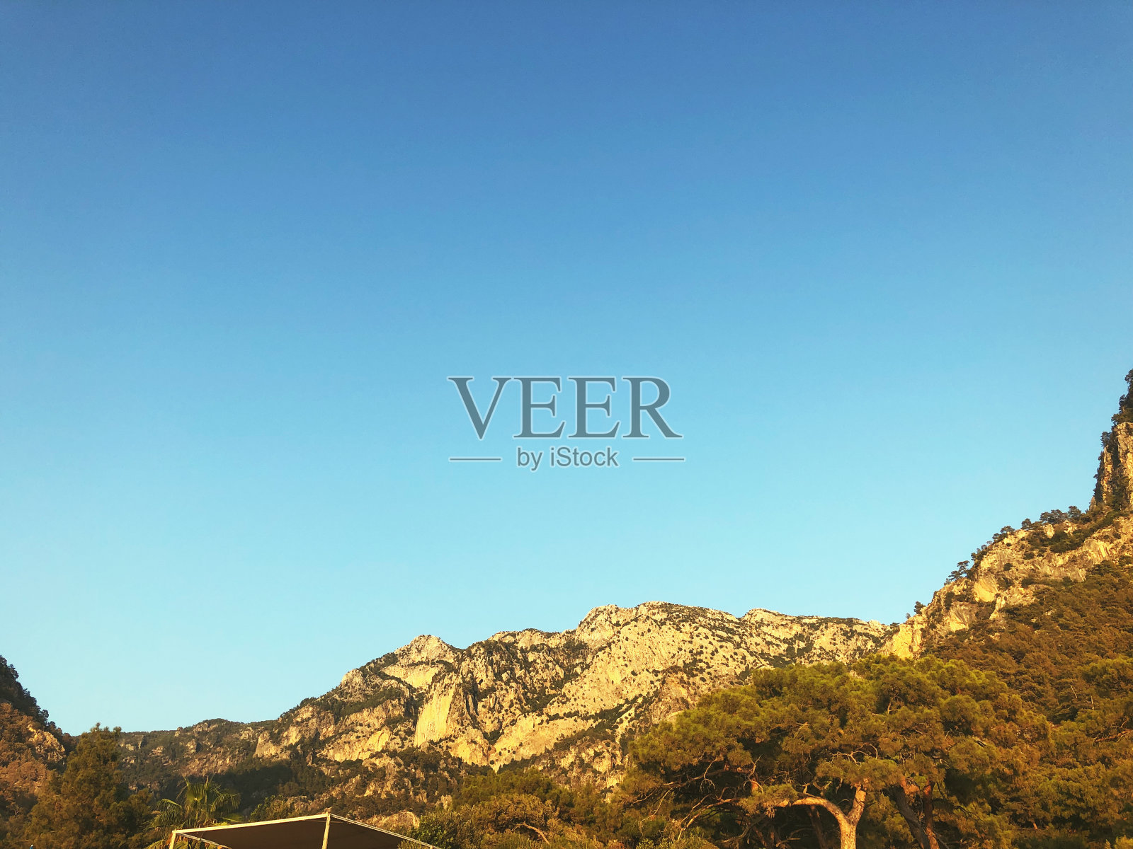 土耳其Belcekiz Mugla森林中的一座山照片摄影图片