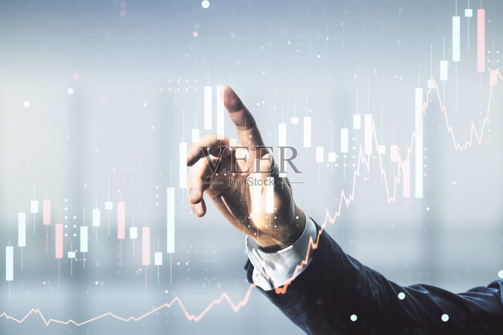 在模糊的办公背景，银行和会计概念上，人手与虚拟的创造性财务图表的双重曝光照片摄影图片