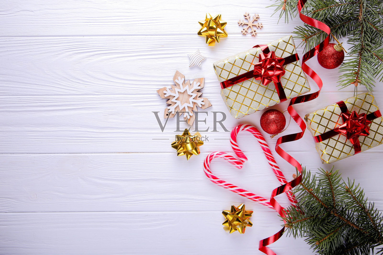 白色背景上的圣诞作文照片摄影图片