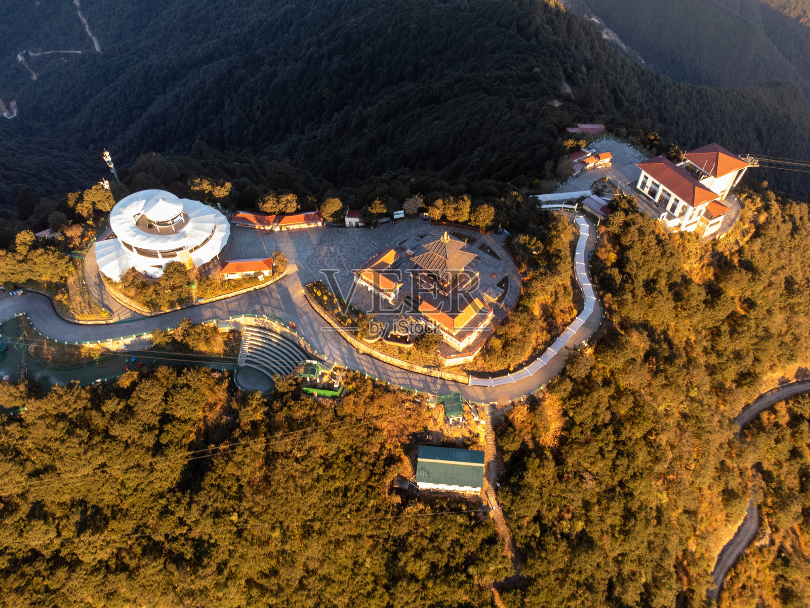 Chandragiri山上的bhaleshor Mahadev庙照片摄影图片