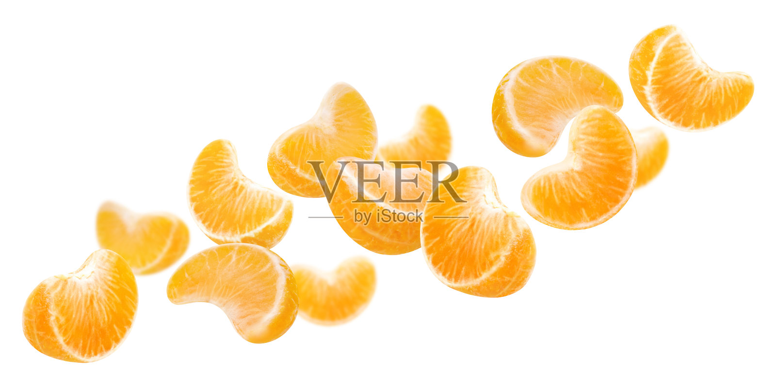 白衣上飞舞的橘子照片摄影图片