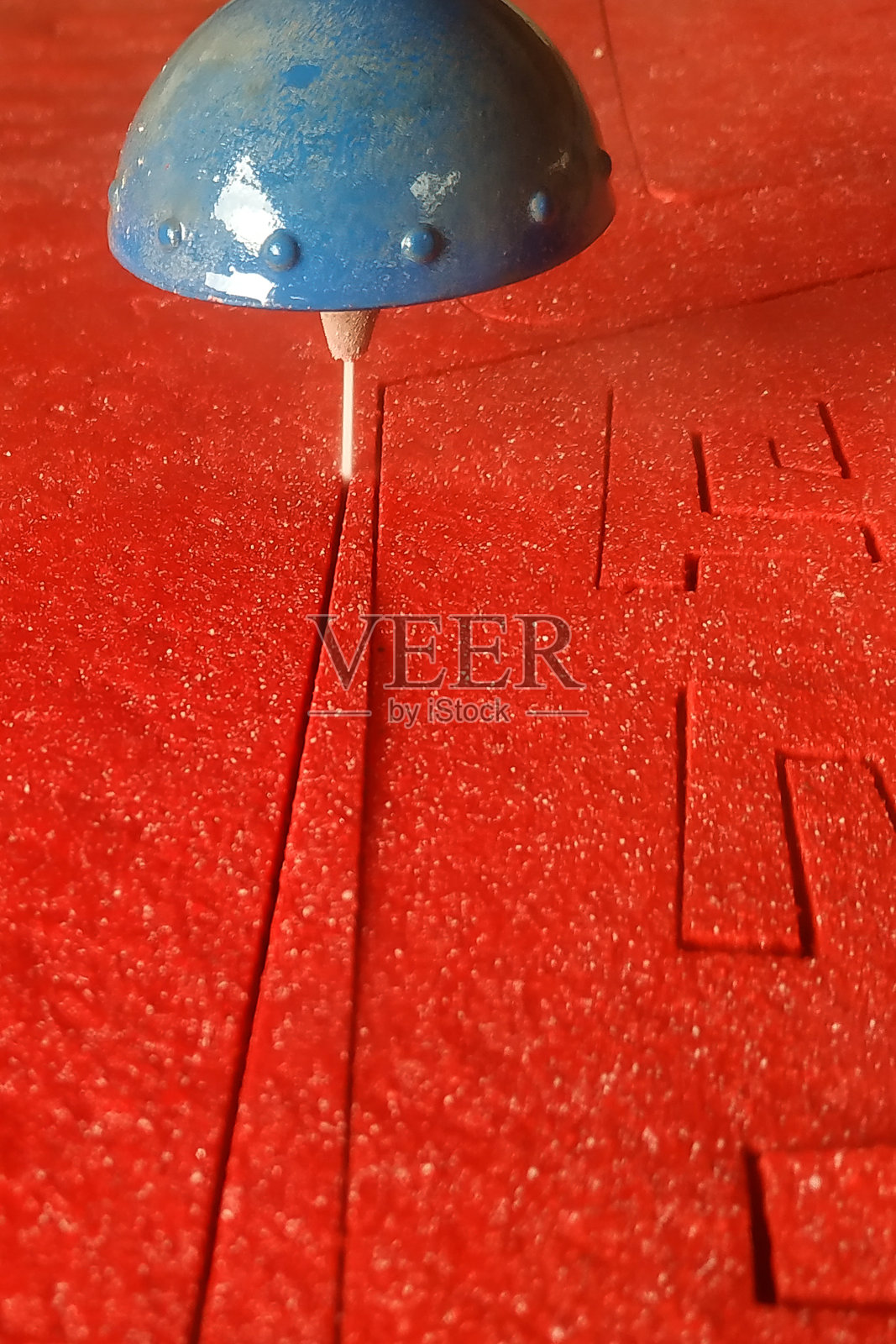 数控水射流切割机是现代工业技术照片摄影图片