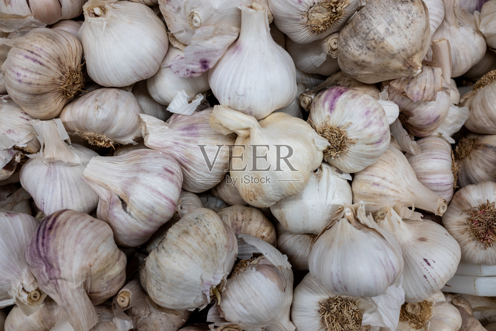 架子上的大蒜照片摄影图片