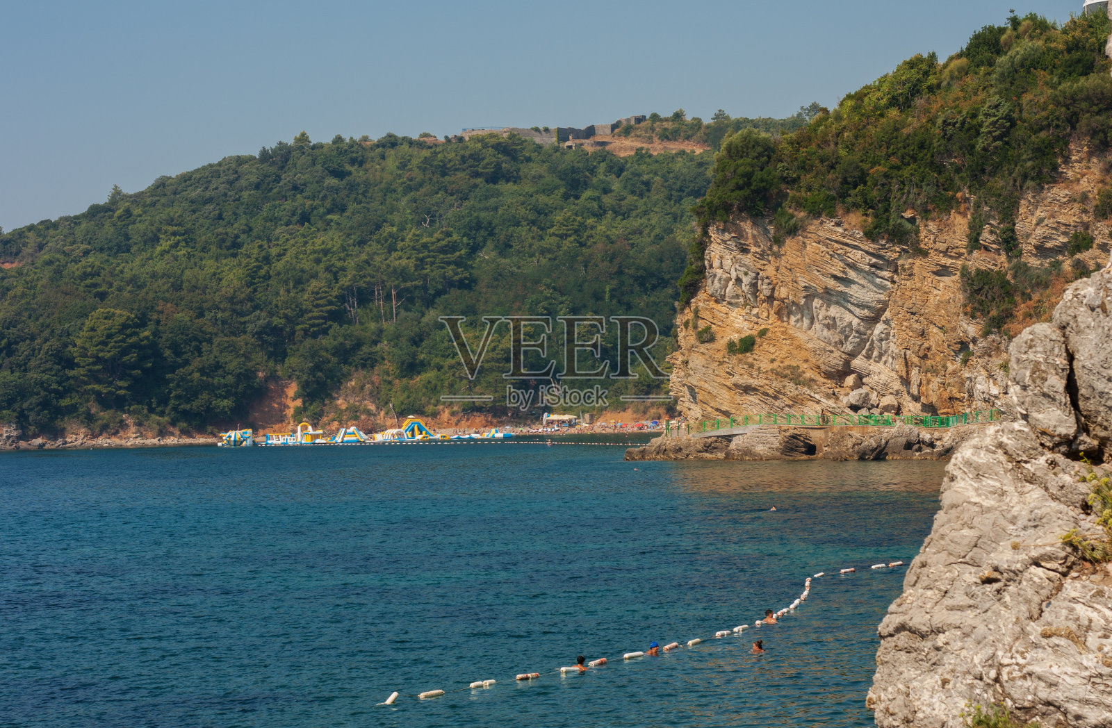 前往黑山照片摄影图片