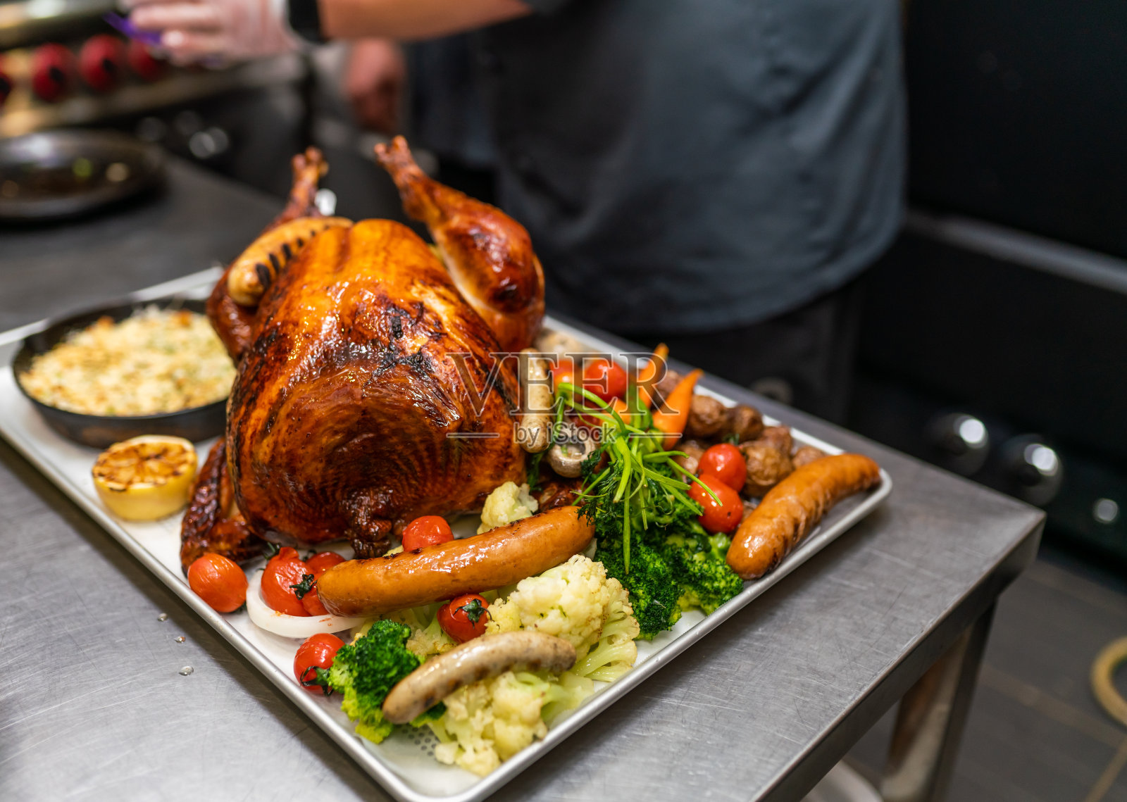 圣诞火鸡。圣诞节或感恩节的传统节日食物照片摄影图片
