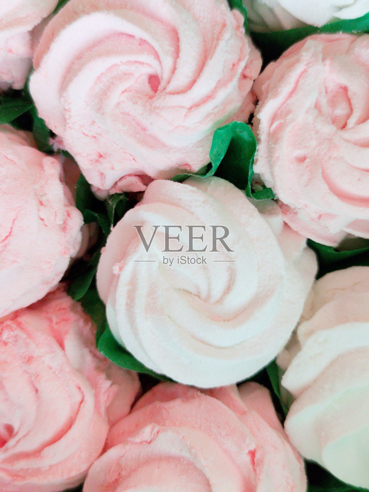 近距离观察盒子里的美味泽菲尔照片摄影图片