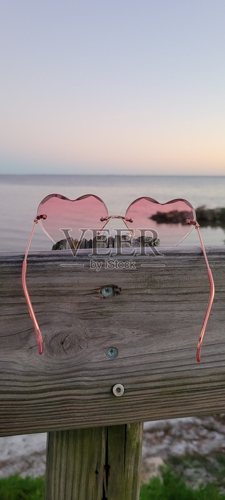 心的眼睛照片摄影图片