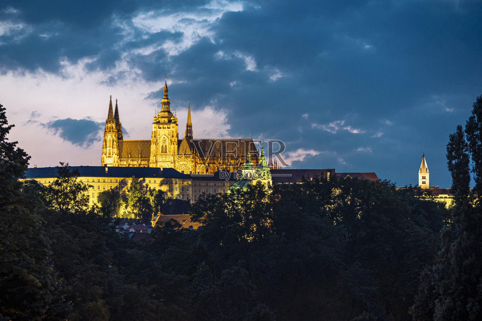 布拉格夜景照片摄影图片