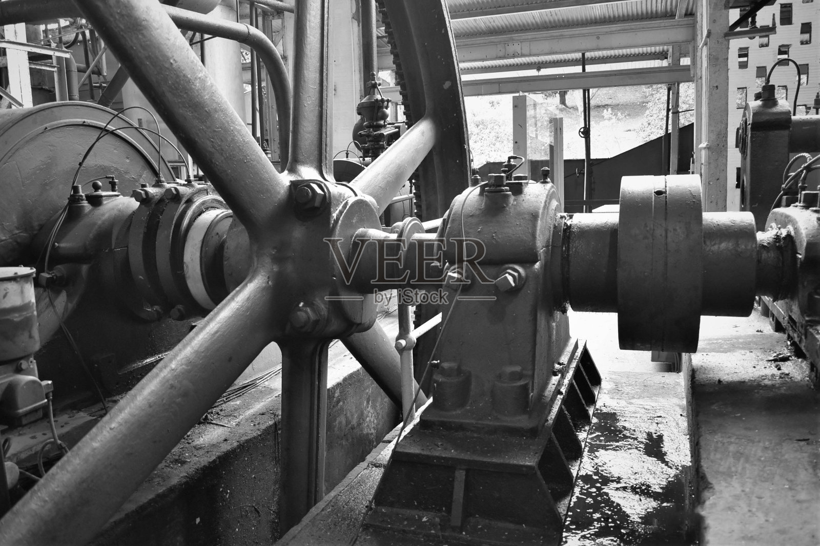 旧工厂的机器照片摄影图片