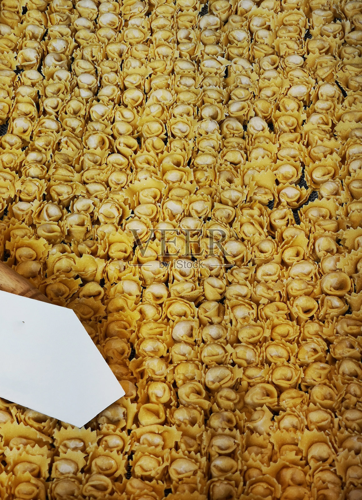 一盘肉饺子照片摄影图片