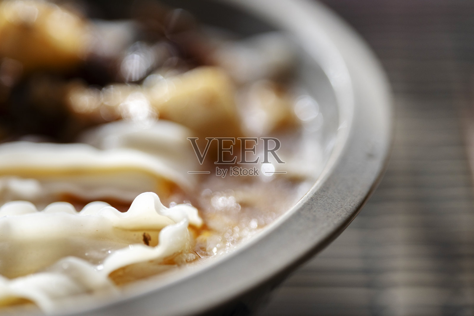 中国自制香辣面照片摄影图片