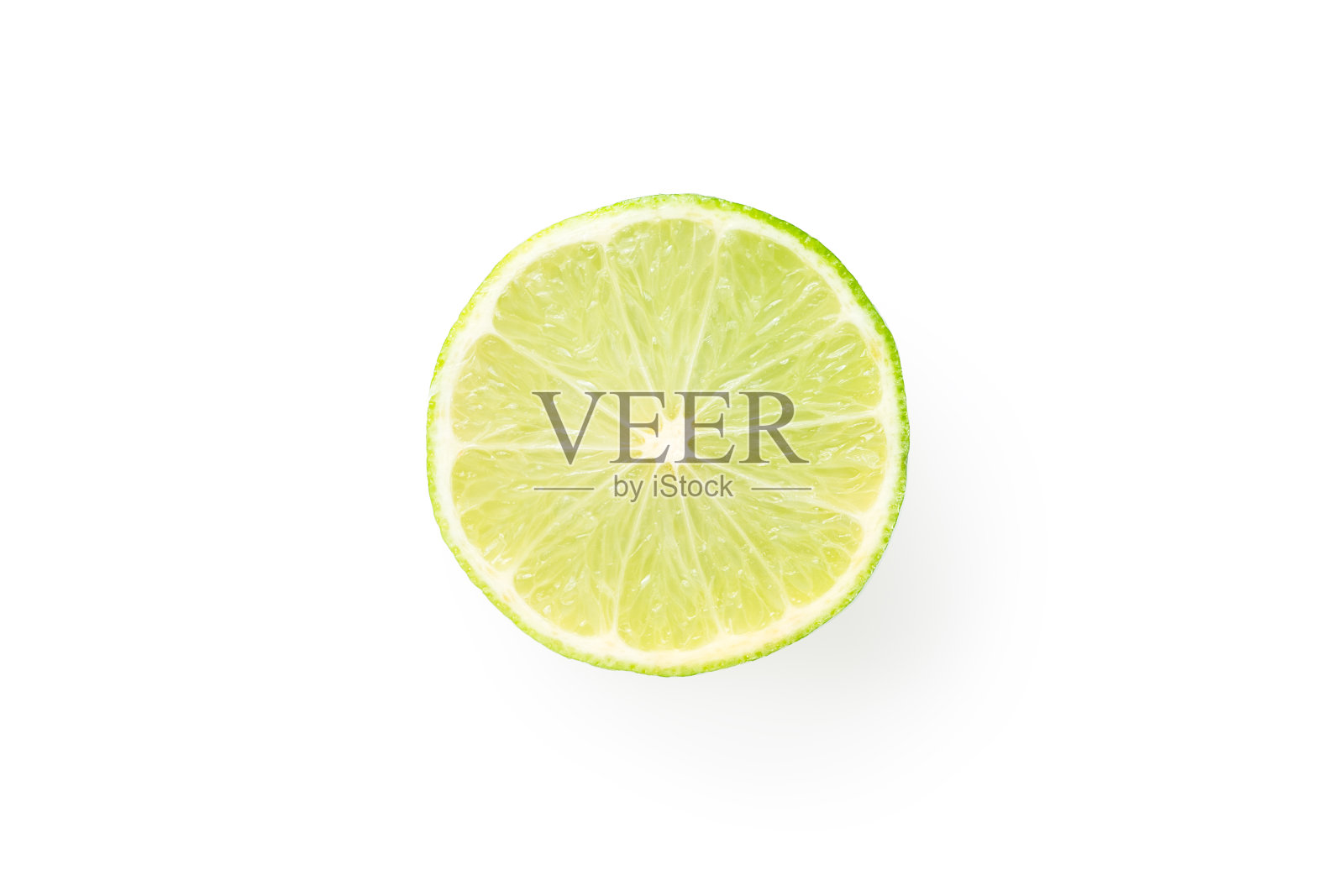 石灰与切成一半孤立在白色背景上照片摄影图片