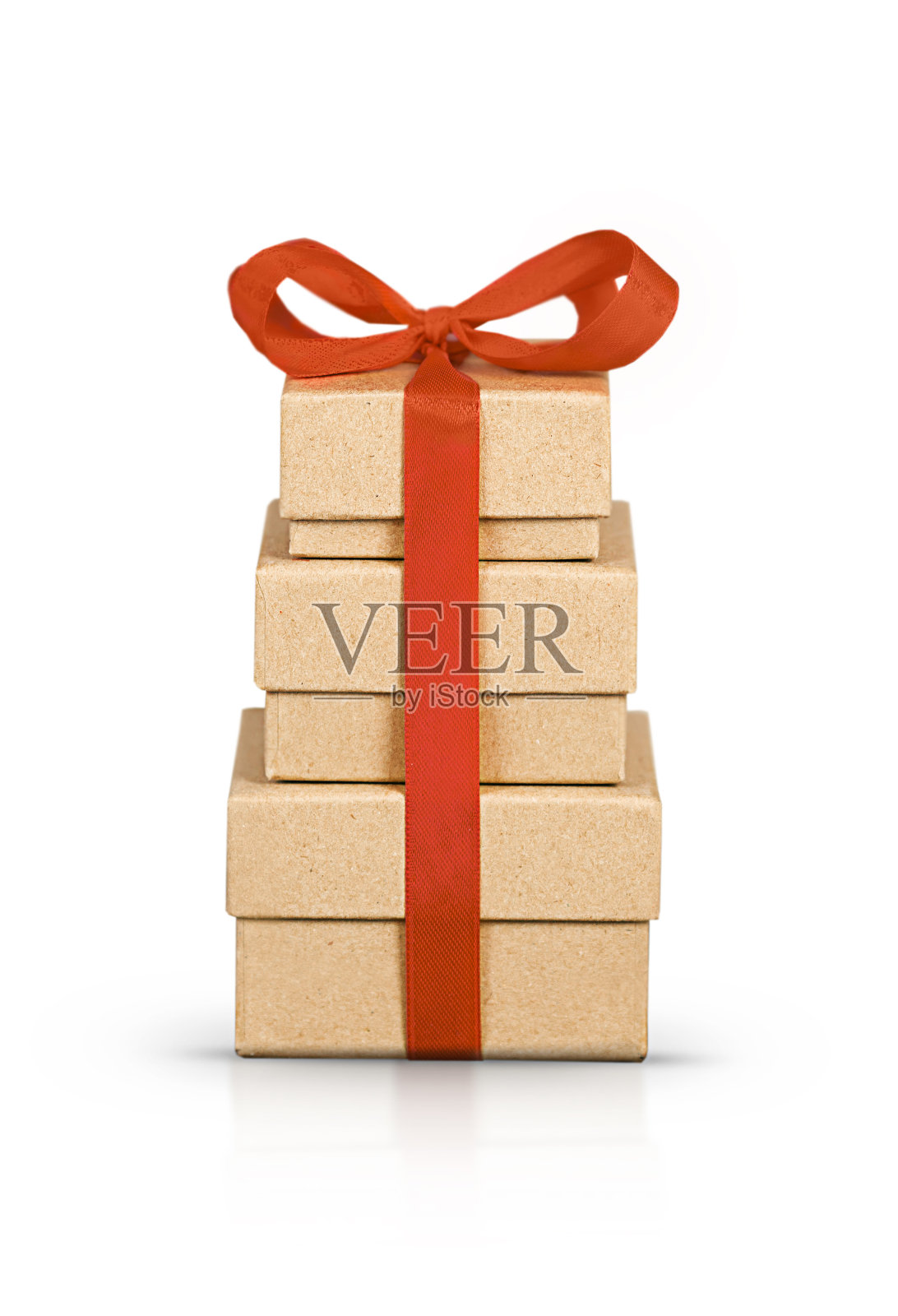 金字塔般的礼品盒。孤立的对象照片摄影图片