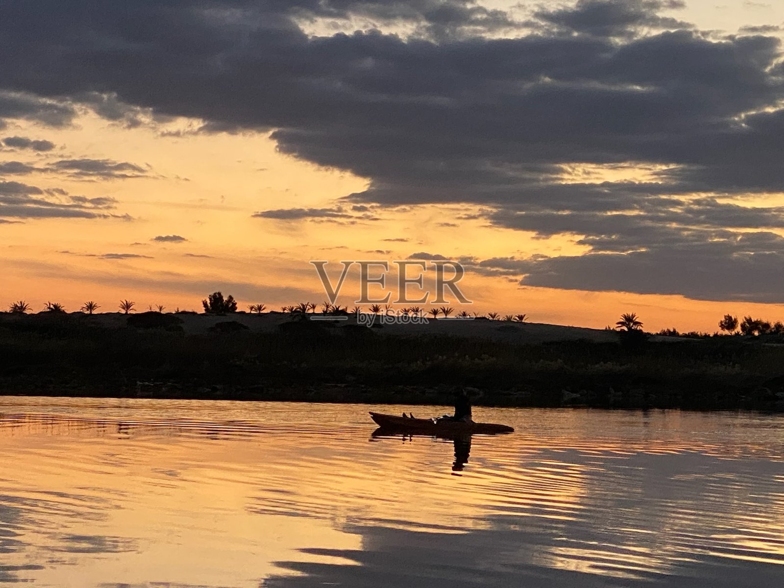 镜子照片摄影图片