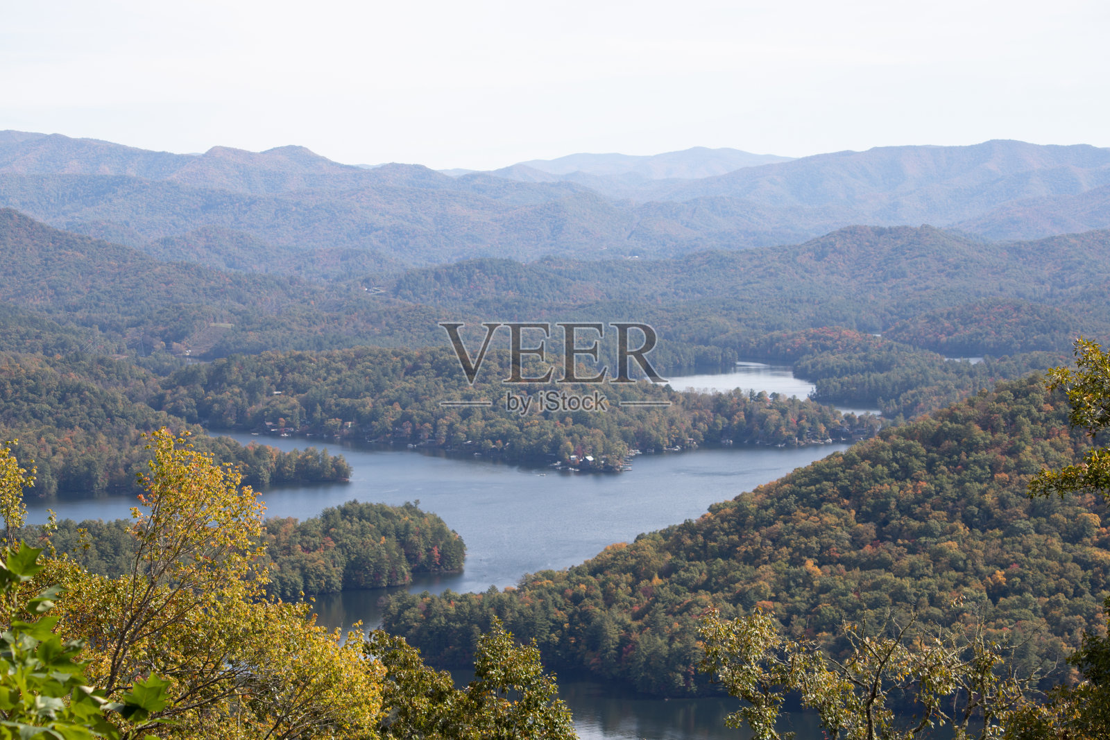 在北卡罗来纳州西部的桑提特拉湖照片摄影图片