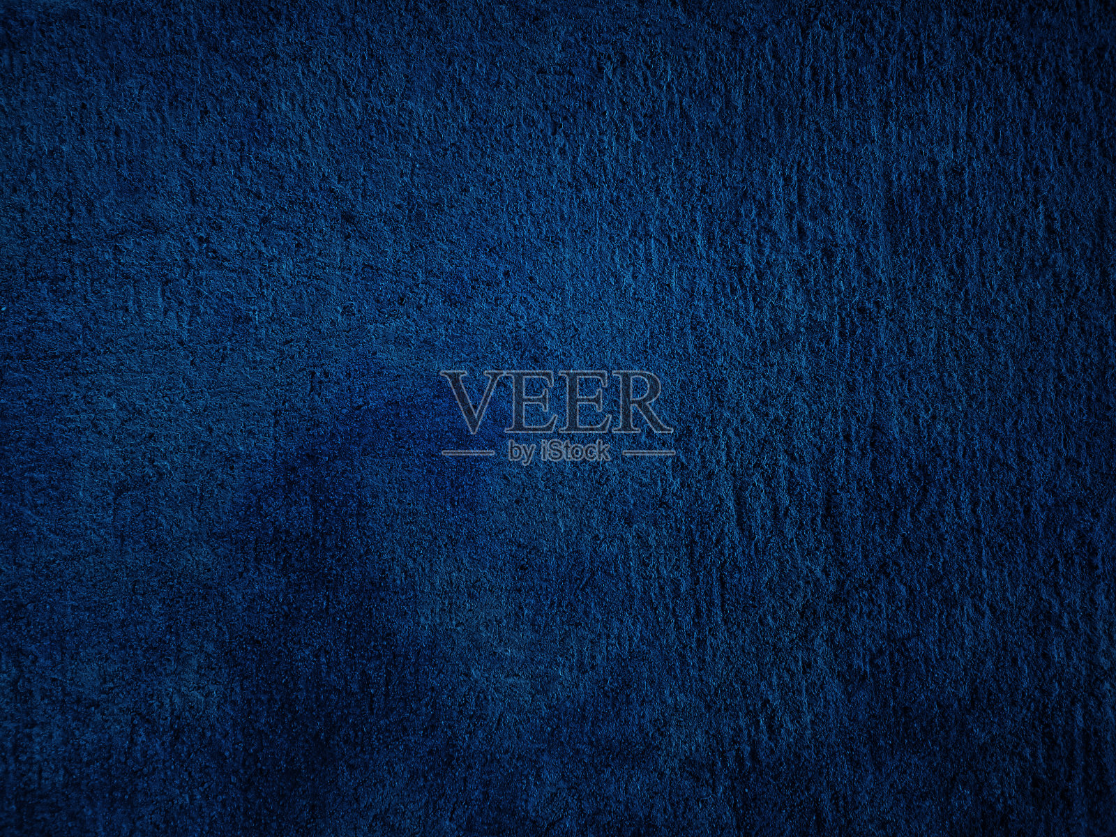 黑色粗糙的水泥墙背景平面设计或壁纸。照片摄影图片