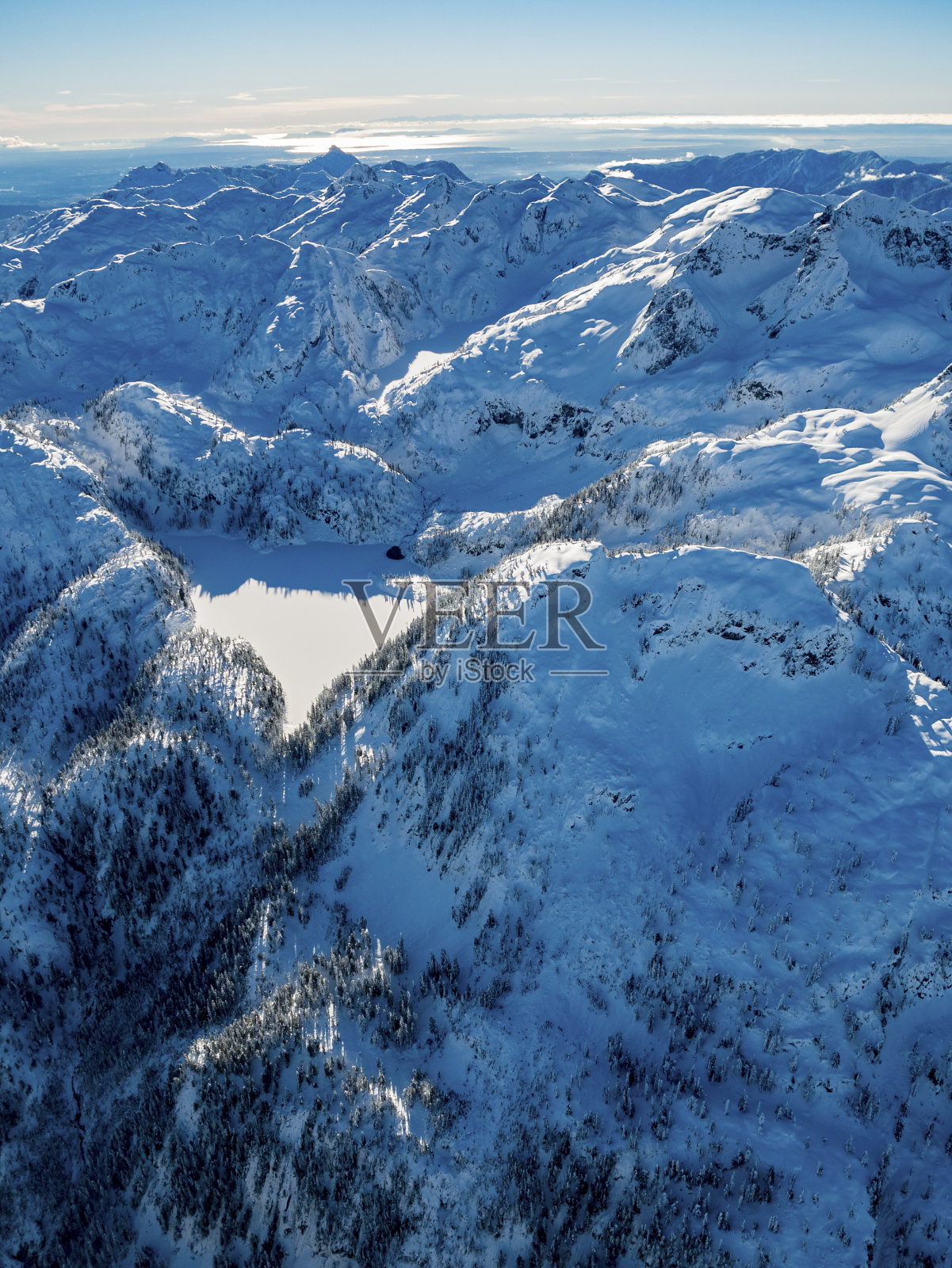 加拿大冬季松果伯克省立公园的航拍照片照片摄影图片