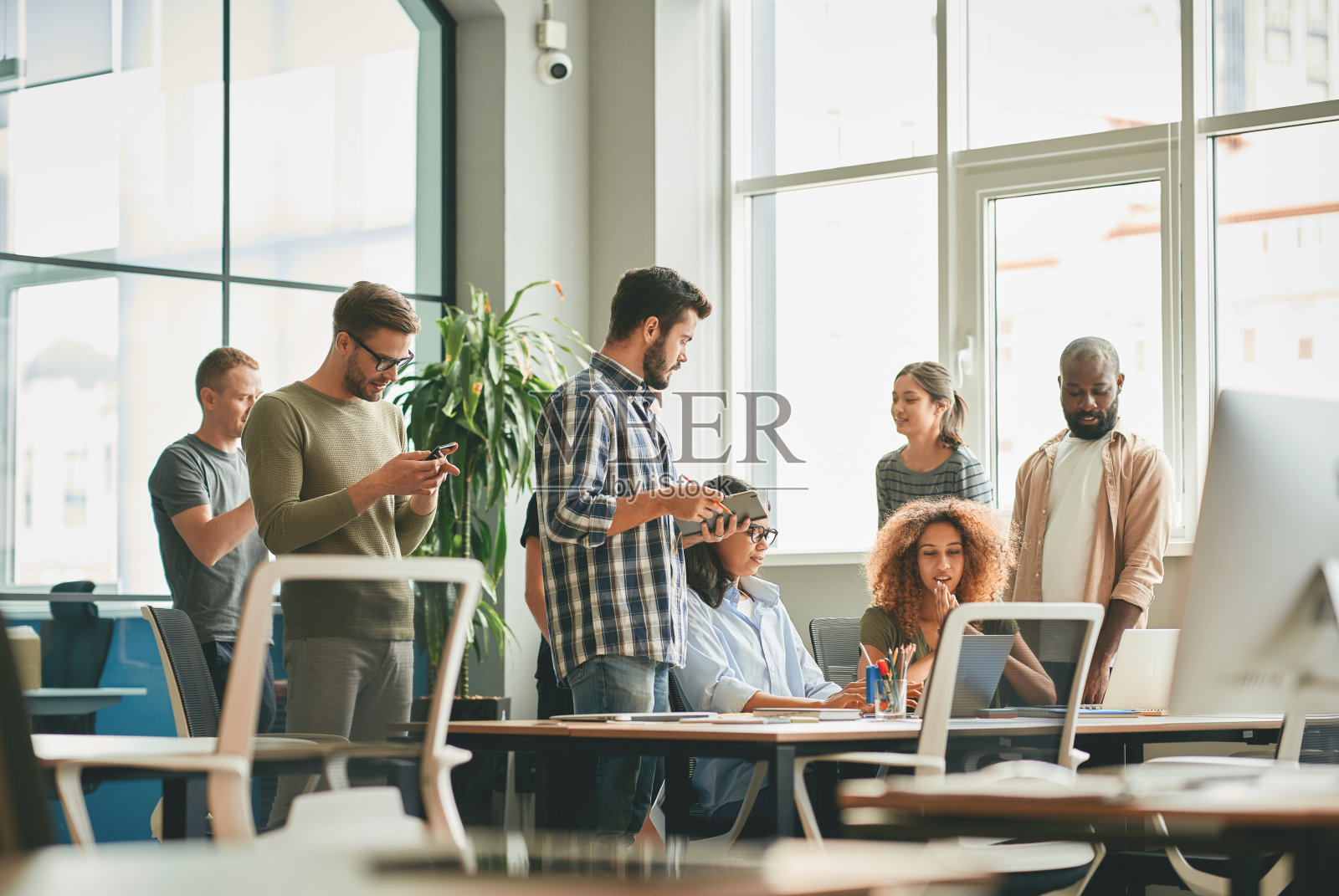 办公室里的梦之队照片摄影图片