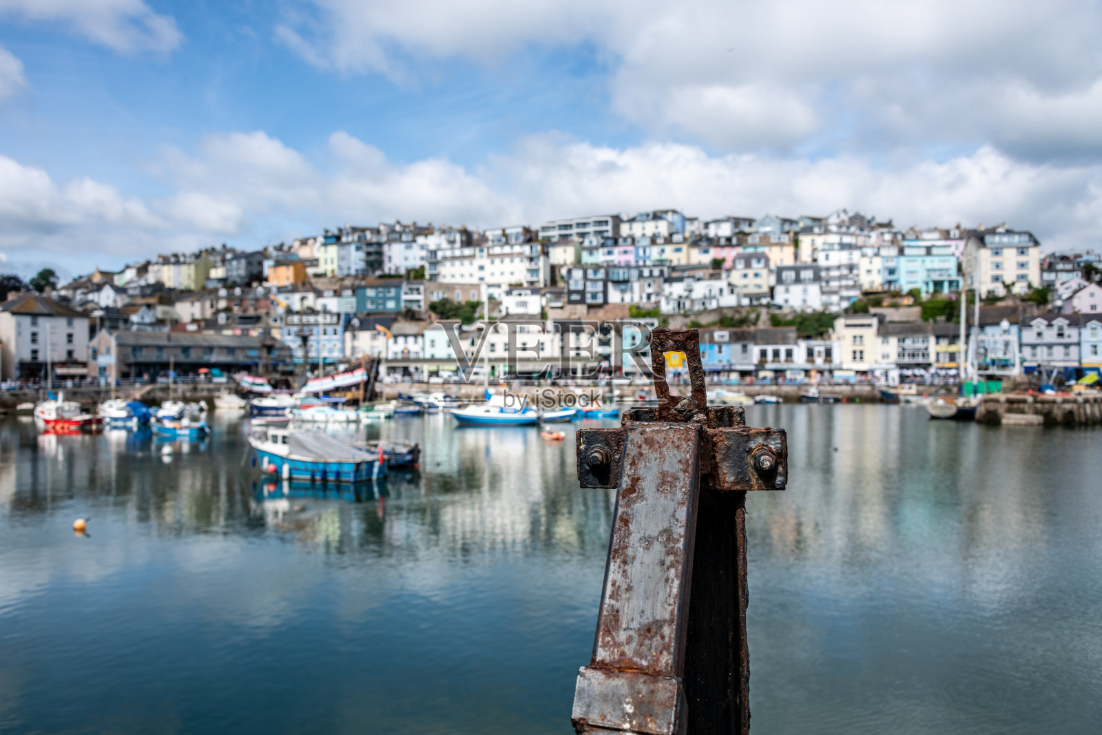 布里克斯汉姆港生锈的系泊柱照片摄影图片