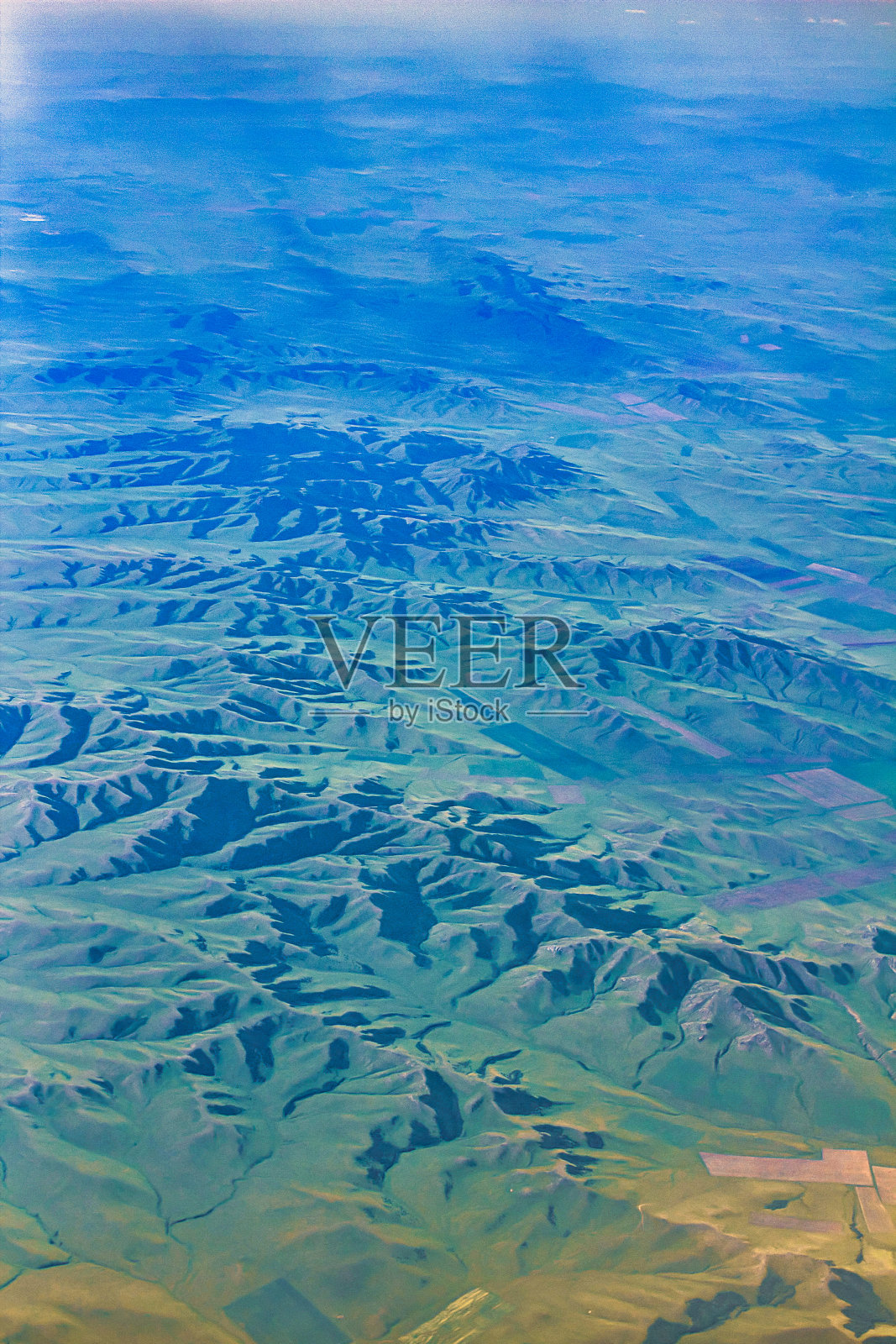 神秘的山脉照片摄影图片