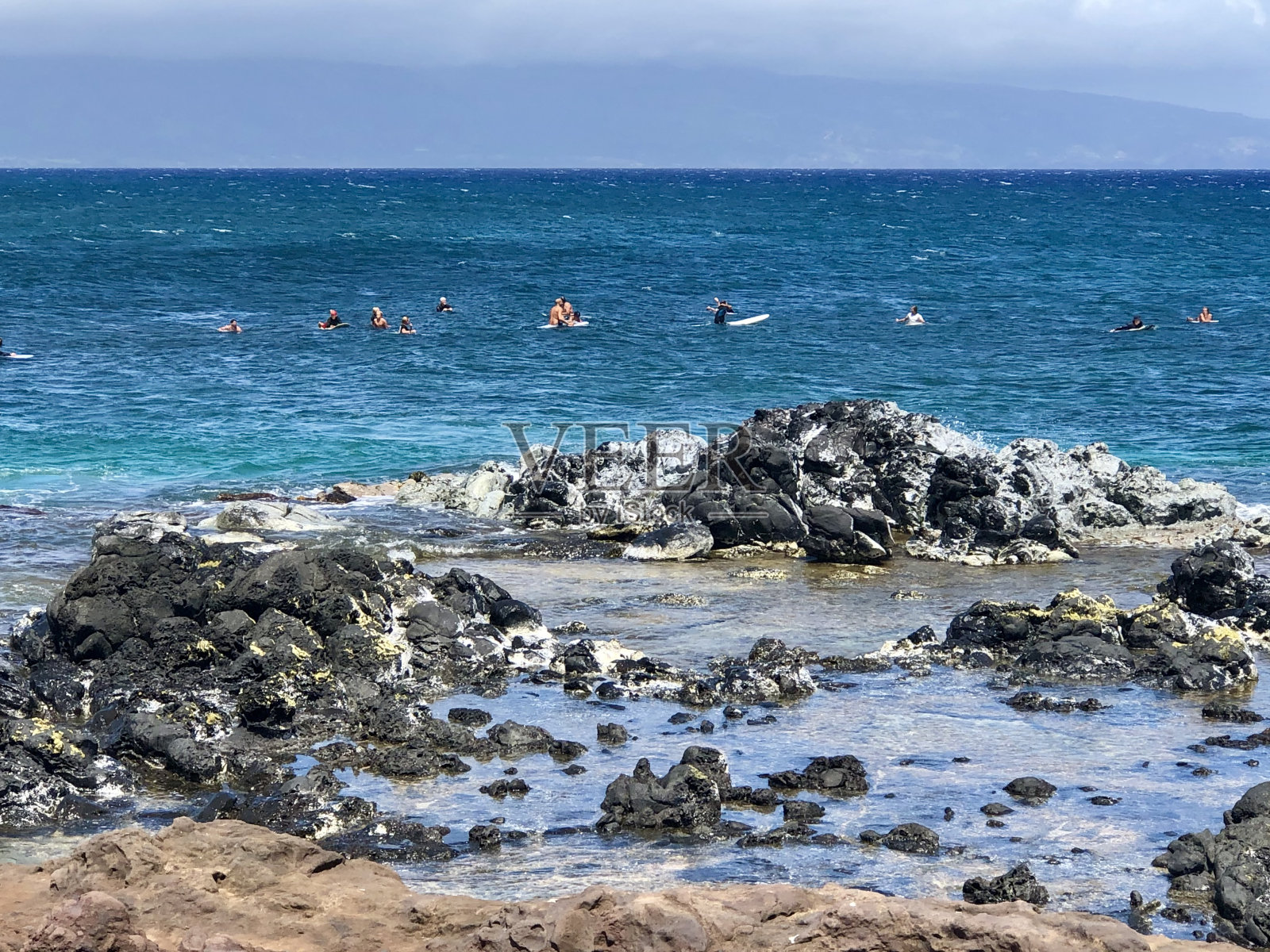 北岸的冲浪者照片摄影图片