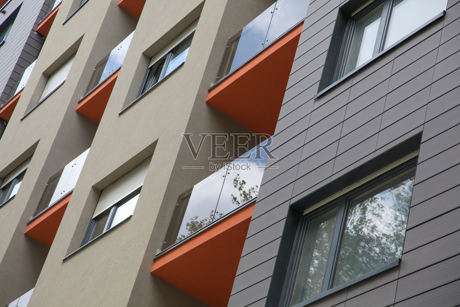 建筑、透视和建筑材料。照片摄影图片