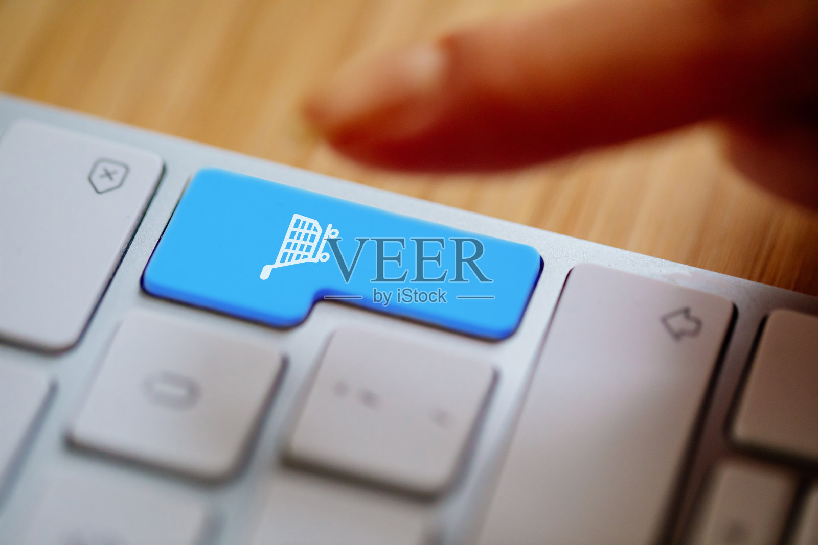 带有购物车图标的现代键盘按钮照片摄影图片