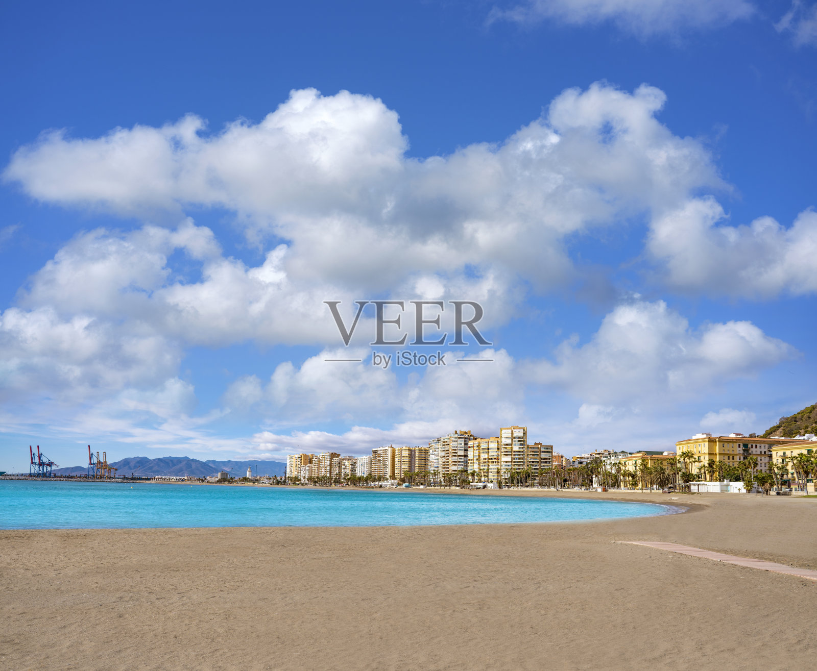 马拉加市普拉亚德拉马拉古塔海滩在Costa del Sol Andalus照片摄影图片