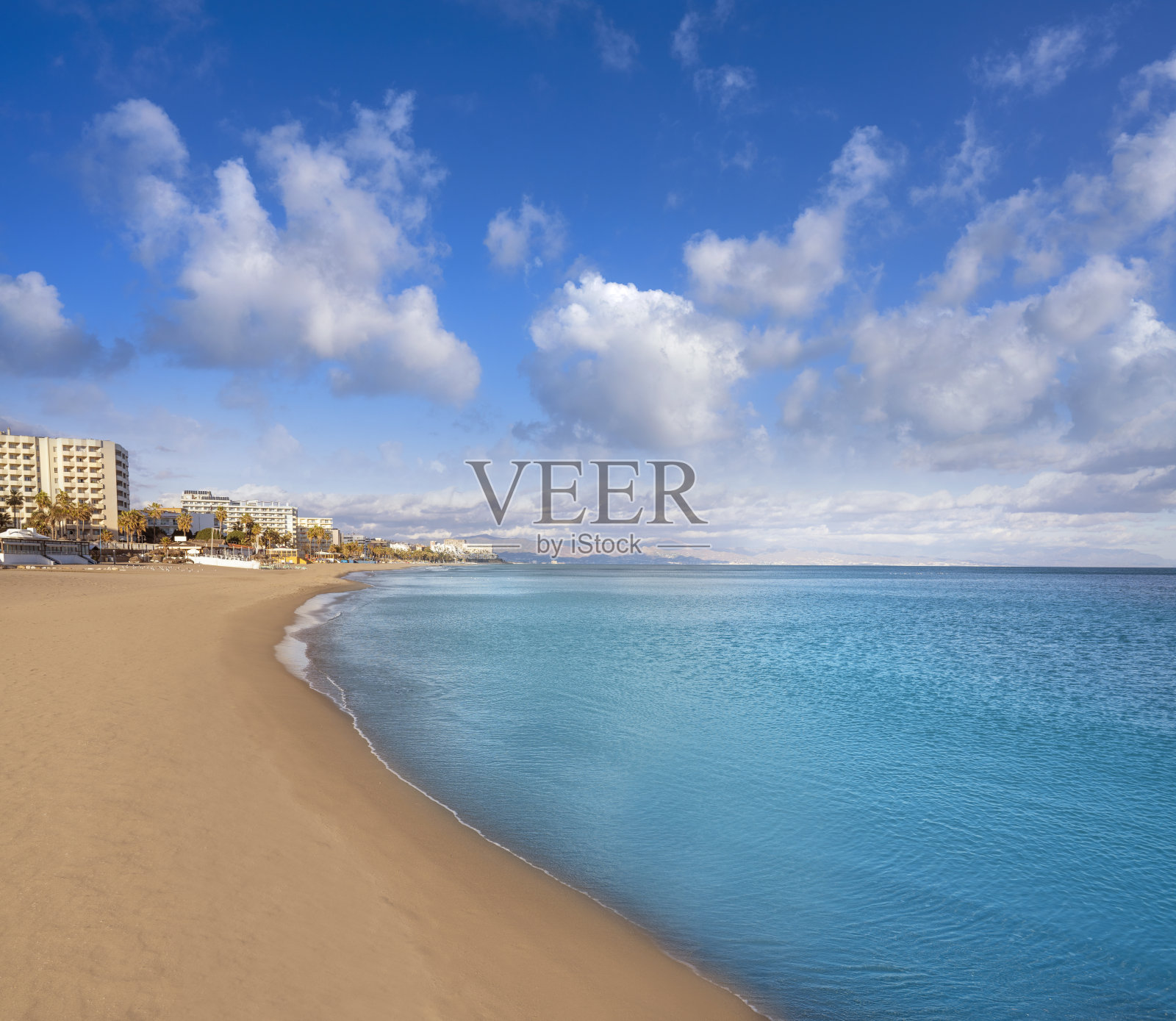 Benalmadena海滩健康之源在太阳海岸的M照片摄影图片