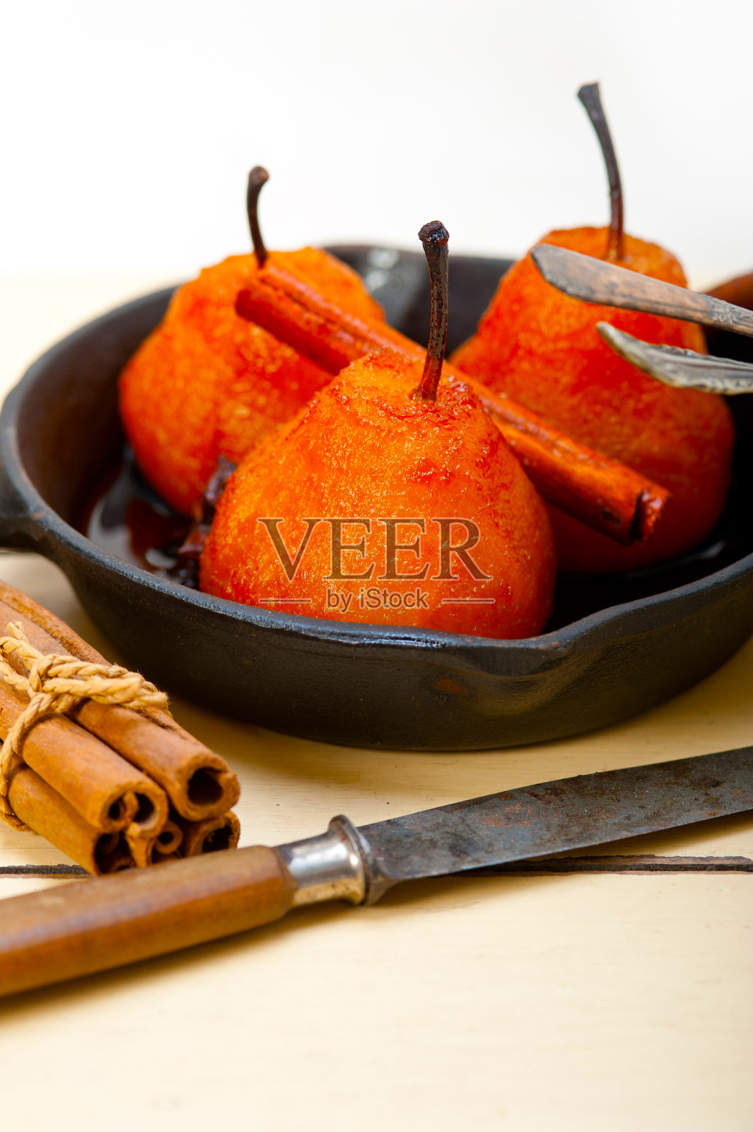 水煮梨，家常美味照片摄影图片